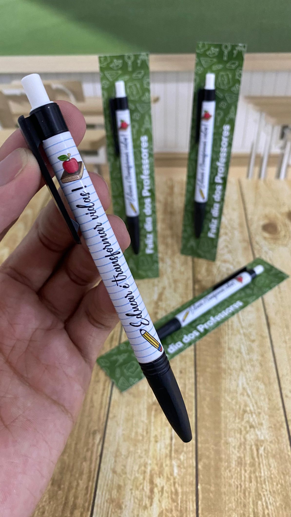 🎁 Cartão e Adesivo para Caneta – Arquivo Digital Dia dos Professores - Imagem 4